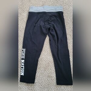 VS pink XS yoga Capri leggings